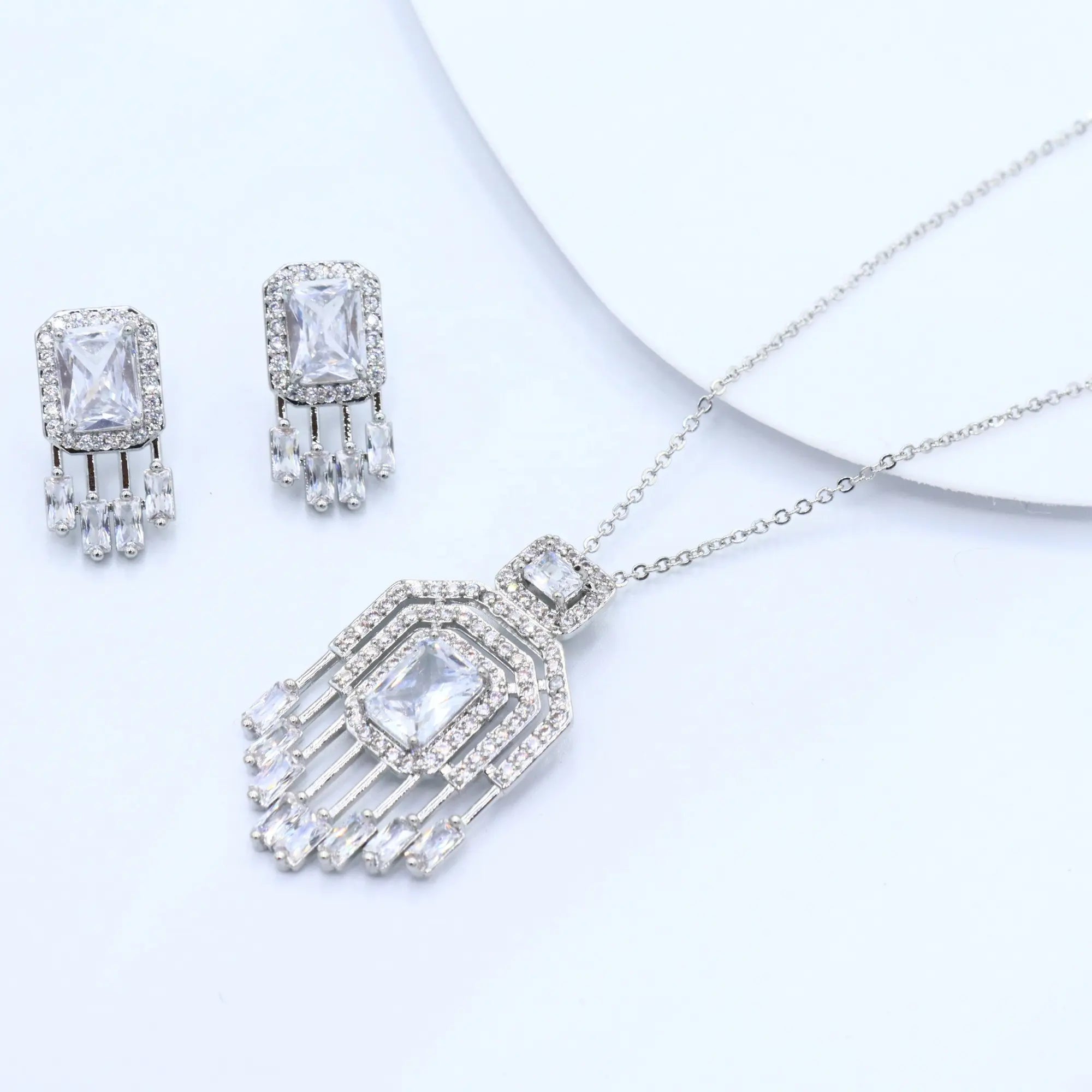 Luminous Crystals Cubic 3 Piece Set