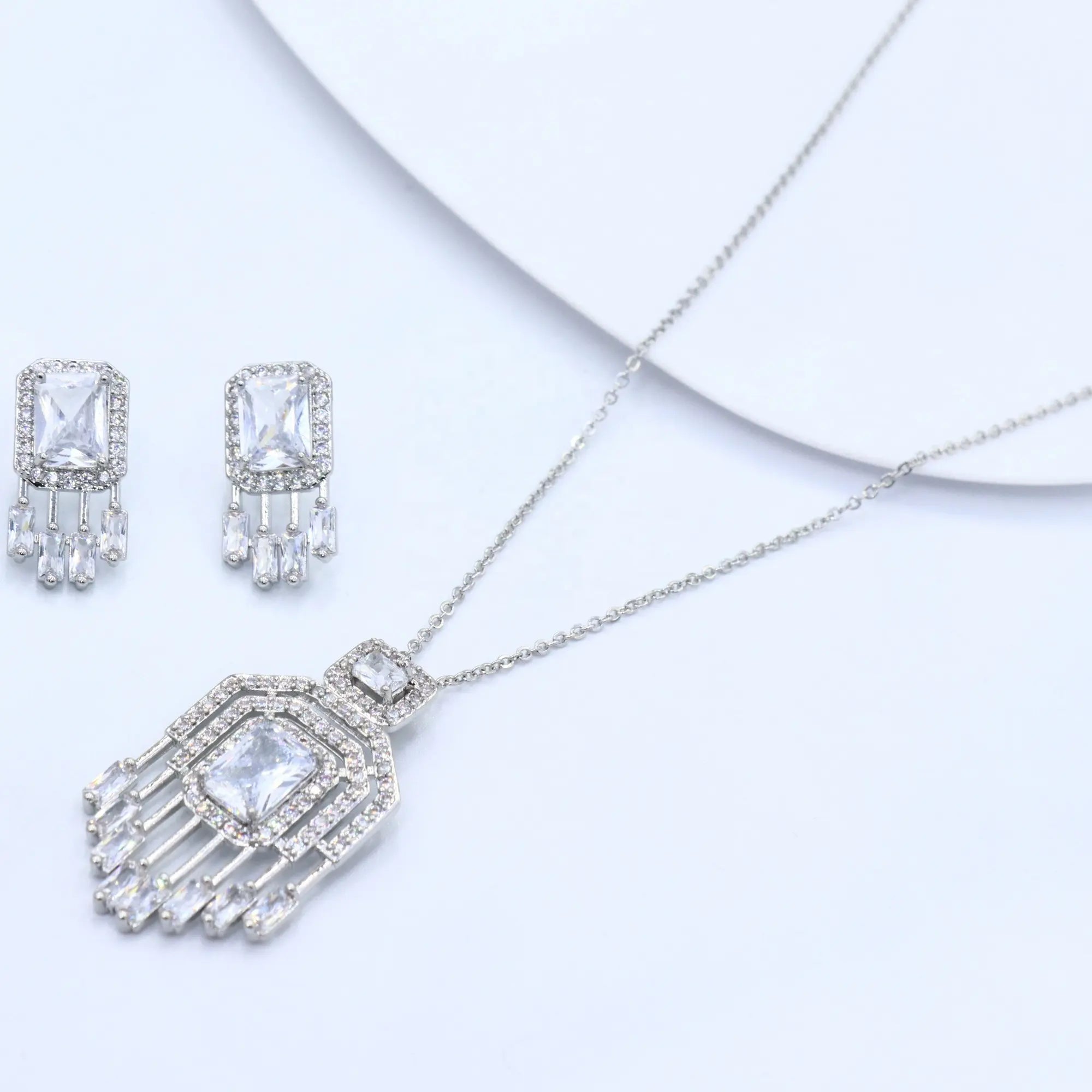 Luminous Crystals Cubic 3 Piece Set