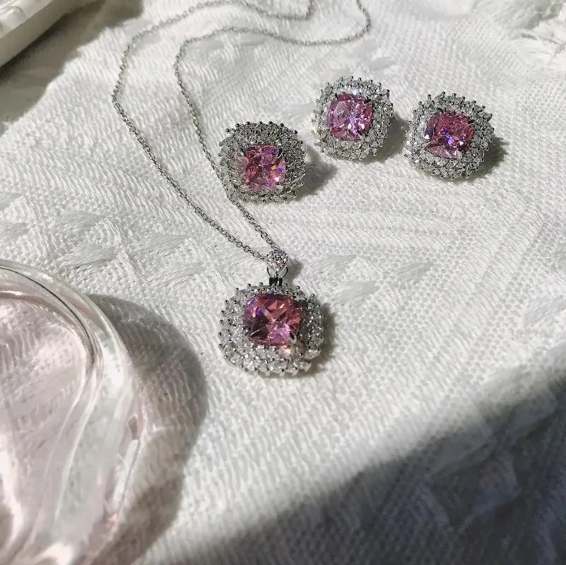 3pcs/Set Deluxe Super Sparkling Pink Gemstone Necklace Earring Set